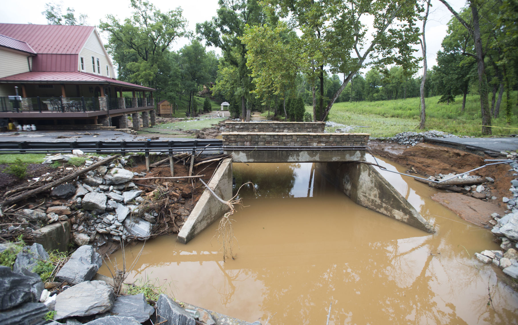 LNA 08032018 FloodingWEB47.JPG